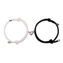 Load image into Gallery viewer, Magnet Attracts Couple Bracelet Heart Charm Jewelry Hand Woven Rope Handmade Bracelets With Mutual Attraction Magnetic Bells Friendship Rope Jewelry Bracelets
