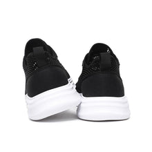 Load image into Gallery viewer, Men Casual Black Sneakers Fashion Light Breathable Summer Outdoor Beach Mesh Gym Running Sneakers Men Breathable Mesh Ultra Comfortable Athletic Fashion Jogging Sneaker
