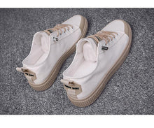 Load image into Gallery viewer, Men Elegant Flat Shoes New Canvas Comfortable Mens Shoes Fashion Sneakers Casual Design Sneakers Comfortable Outdoor Sport Walking Fashion Sneakers
