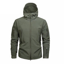 Load image into Gallery viewer, Men Green Autumn Camouflage Jacket Men's Lightweight Water-Resistant Jacket Tactical Clothing  Male Camouflage Windbreaker Breathable Outdoor Snow Jacket

