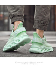 Load image into Gallery viewer, Men's Luxury Sneakers Autumn Mens Casual Shoes Lace-Up Breathable Light Running Tenis Shoes Modern Sneakers Breathable Black Trendy Sneakers
