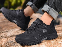 Load image into Gallery viewer, Men's Winter Snow Boots Waterproof Leather Sports Super Warm Men's Boots Outdoor Hiking Boots Work Travel Shoes Trail Climbing Shoes Lace Up Anti-Slip Waterproof Working Outdoor Boots
