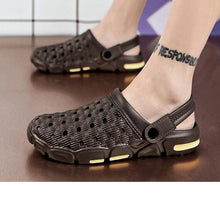 Load image into Gallery viewer, Men Summer Hole Shoes Rubber Plastic Unisex Garden Shoes Beach Flat Men Sandals Outdoor Indoor Slippers Lightweight Sandals Garden Clogs Hiking Shoes Water Beach Shoes
