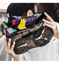 Load image into Gallery viewer, Mens Luxury Sneakers Casual Sports Trainer Race White Shoes Fashion Running Modern Sneakers Autumn Breathable Trendy Mens Walking Casual Sneakers
