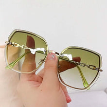 Load image into Gallery viewer, Metal Trimming Oversized Rhinestones Gradient Sun Glasses
