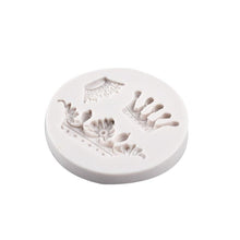 Load image into Gallery viewer, Mini Crown Silicone Mold Creative Cake Decoration Tool Practical Cake Mold Chocolate Mold Baking Tool Accessories Cake Tool Crown Fondant Silicone Molds Chocolate Candy Cake Decorating Tools Cake Supplies
