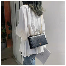 Load image into Gallery viewer, Modern Elegant Luxury Sterling Pu Leather Crossbody Bags For Women And Girls Designer Chains Shoulder Messenger Bag For Female
