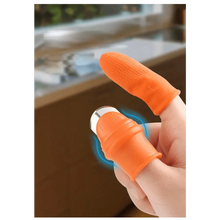 Load image into Gallery viewer, Multi-Functional 1 Set Silicone Finger Protector With Blade For Fruits Vegetable Thumb Knife Finger Guard Kitchen Accessories
