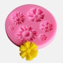 Load image into Gallery viewer, New 3D Flower Silicone Molds Fondant Craft Cake Candy Chocolate Sugarcraft Ice Pastry Baking Tool Mould Soap Mold Cake Decorator Flower Fondant Cake Mold
