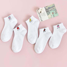 Load image into Gallery viewer, New 5pairs/lot Mixed Colors Ankle Socks Summer Sport Fashion Funny Underwear Women Breathable Soft Combed Out Of Pure Cotton Breathable Socks For Men And Women

