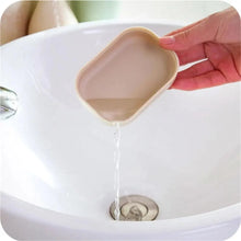 Load image into Gallery viewer, New Bathroom Dish Plate Case Home Shower Travel Hiking Holder Container Soap Box Plastic Soap Box Dispenser Soap Rack Bathroom Dish Plate Case Home Shower Travel Hiking Box Soap Box Dispenser Plastic Container Soap Soap Rack Holder Random Colour
