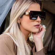 Load image into Gallery viewer, New Design New Stylish New Classic New Black &amp; White Square Shape Sunglasses For Women New Fashionable Branded &amp; Oversized Sun Glasses For Men New Luxury Shades Sunglasses For Men &amp; Women

