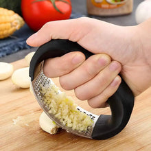 Load image into Gallery viewer, New Incredible 1Pcs Stainless Garlic Press Household Manual Garlic Press Device Kitchen Press Squeezer Ginger Garlic Tools Kitchen Accessories

