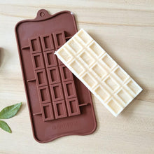 Load image into Gallery viewer, New Silicone Chocolate Mold Triangular Baking Tools Non-Stick Silicone Cake Mould Jelly Candy 3D Molds Kitchen Accessories Break Apart Chocolate Molds Silicone Deep Candy Bar Molds Silicone Shapes
