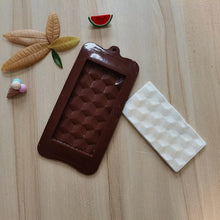 Load image into Gallery viewer, New Silicone Chocolate Mold Triangular Baking Tools Non-Stick Silicone Cake Mould Jelly Candy 3D Molds Kitchen Accessories Break Apart Chocolate Molds Silicone Deep Candy Bar Molds Silicone Shapes
