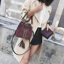 Load image into Gallery viewer, New Sizzling Mini Crossbody Handbags Cute Bucket Bag Organizer Small Tassel PU Leather Womens Shoulder Messenger Bags

