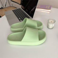 Load image into Gallery viewer, New Stylish Sandals Slip-Proof Thick-Soled Indoor Outdoor Slippers Men Flip Flops House Sleepers House Shoes Non-Slip Bath Shower Shoes Platform Slides Quick Dry Slippers
