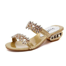 Load image into Gallery viewer, New Women Shoes Slippers Summer Beach Sandals Fashion Rhinestone Outdoor Slippers Flip Flops Beach Sandals Shining Rhinestones Shoes Diamond Comfortable Shoes Luxury Outdoor Women Slippers
