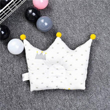Load image into Gallery viewer, Newborn Baby Shaping Pillow Cute Crown Shape Backrest Cushion Anti-head Correction Bed Neck Support Pillows Baby Pillow Baby Bedding Air Mesh Organic Cotton Soft Baby Pillow Newborn Anti Flat Head Syndrome for Crib Cot Baby Pillow
