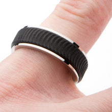Load image into Gallery viewer, Mens Center Solid Carbon Fiber Ridged Stainless Steel Ring
