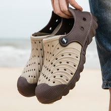 Load image into Gallery viewer, Outdoor Men Sandals Summer Hole Shoes Rubber Clogs Men Garden Shoes Black Beach Sandals Slippers Breathable Lightweight Sandals Unisex Beach Quick Drying Sandals Couple Outdoor Slippers
