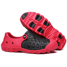 Load image into Gallery viewer, Outdoor Men Sandals Summer Hole Shoes Rubber Clogs Men Garden Shoes Black Beach Sandals Slippers Breathable Lightweight Sandals Unisex Beach Quick Drying Sandals Couple Outdoor Slippers
