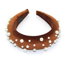 Load image into Gallery viewer, Pearl Headband Special Design Pearl Stone Velvet Hairbands Handmade Women Crown Sponge Thick Head Hoop for Girls Gorgeous Hair Accessories For Women
