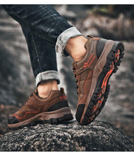 Load image into Gallery viewer, Popular Outdoor Casual Shoes Hiking Men High Quality Sneakers Mountain Climbing Work Footwear Hiking Shoes Low Cut Boots Leather Walking Shoes For Outdoor Training Casual Work
