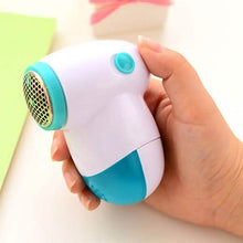 Load image into Gallery viewer, Portable Electric Clothes Fabric Shaver Hair Ball Trimmer

