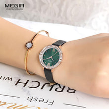 Load image into Gallery viewer, Luxury Green Fashion Womens Watch Classic Quartz Round Wrist Watch Business Style For Women
