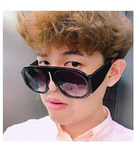 Load image into Gallery viewer, Fashionable &amp; Luxury Round Shape Sunglasses For Men &amp; Women &amp; Designer Oversized &amp; Attractive Personality Colorful Frames Unique Glasses In Retro Style Sunglasses
