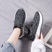 Load image into Gallery viewer, Women's Running Summer Woven Sports Sneakers Fashion Casual Shoe Breathable Mesh Walking Shoes Non Slip Lightweight Breathable Mesh Running Shoes Comfortable Design
