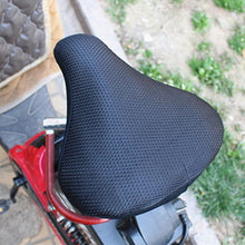 Load image into Gallery viewer, Cushion Replacement Pad Bike Saddle Racing 3D Mesh Anti-Slip Thickened Bicycle Seat Cover Soft Bike Seat Pad Comfort Road Bicycle Seat Covers Spin Bike Cycling Seat Cushions Indoor Outdoor Saddle
