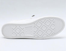 Load image into Gallery viewer, Women's White Casual Sneakers Spring  Summer Breathable Flats Solid Color Mesh Shoes Fashion White Flat Sneakers Women Workout Tennis Walking Gym Fashion Sneakers
