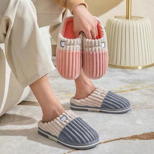 Load image into Gallery viewer, Women Winter Warm Fur Slippers Mens House Shoes Comfort Flat Heel Home Indoor Bedroom Warm Soft Cozy Fleece Lining House Slippers Memory Foam Slippers Winter Bedroom Shoes
