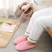Load image into Gallery viewer, Simple Solid Soft Plush Slippers For Men And Women Winter Warm Indoor Non-slip Slippers Shoes Comfortable Memory Foam Slippers For Women's And Men's Casual House Shoes
