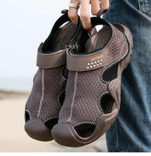 Load image into Gallery viewer, Men Flip Flops Sandals Summer Slippers Summer Beach Slippers Sandals Breathable Slip On Shoes Outdoor Home Slip On Walking Casual Fashion Clogs For Mens
