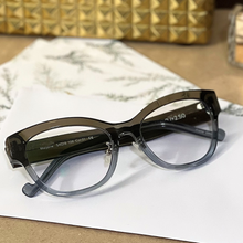 Load image into Gallery viewer, Marjorie
