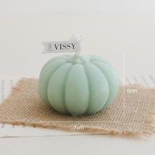 Load image into Gallery viewer, Pumpkin Candle Creative Handmade Aromatherapy Candle Pumpkin Candle Fall Candle Gift Set For Women Aromatherapy Candle Gift For Halloween Decorations Candle Photo Home Restaurant Hotel Decoration
