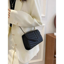 Load image into Gallery viewer, Quilted Pattern Flap Chain Square Bag
