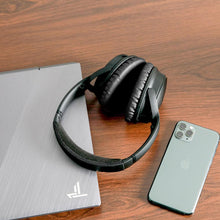 Load image into Gallery viewer, Replacement Ear Pads For Bose QC25
