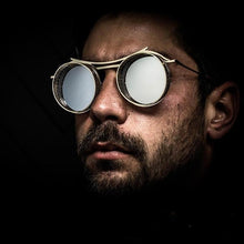 Load image into Gallery viewer, Retro Metal Round Circle Frame Sunglasses For Men New Fashionable New Round Shape Style Glasses For Women New Vintage Luxury Style Retro Sunglasses
