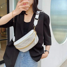 Load image into Gallery viewer, Retro Waist Bag PU Leather Fanny Pack Purse Leather with Gold Chain Strap Stylish Waist Pack Women Belt Bag Multifunctional Chest Bag
