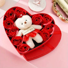Load image into Gallery viewer, Rose-Shaped Soap Gift Box With Heart-Shaped Artificial Roses
