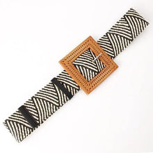 Load image into Gallery viewer, Round Women Waist Belt Classic Wooden Buckle Casual Style Buckle Simple Lightweight Waist Dress Band
