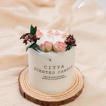 Load image into Gallery viewer, Scented Candle Gift Box With Tray Cover Soy Wax Candle New Year Gift Creative Glass Romantic Scented Candle  Balancing Healing Candle Natural Soy Wax White Natural Scented Purifying Candle for Aromatherapy
