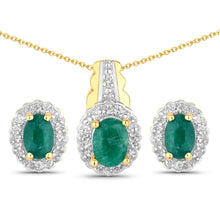 Load image into Gallery viewer, 1.71 Carat Dyed Emerald and White Topaz .925 Sterling Silver Jewelry Set
