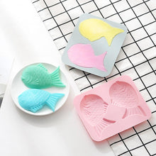 Load image into Gallery viewer, Silicone Fish Shape Cake Mould Fondant Mold Chocolate Cupcake Soap Molds Candy Craft Cookie Kitchen Accessories Fish Pattern Silicone Baking Mould Chocolate Mold Dessert Mold Nonstick Jelly Pudding Cake Mold Ice Cube For Home Kitchen
