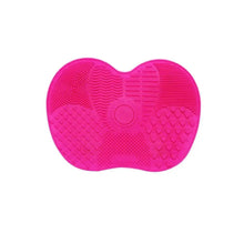 Load image into Gallery viewer, Silicone Makeup Brush Cleaning Pad -  Portable Makeup Cleaning Washing Tool Scrubber
