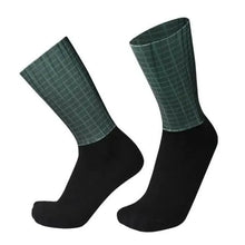 Load image into Gallery viewer, Simple Modern Design Anti Slip Silicone Cycling Socks  For Men Unique  Bicycle Running Socks Lightweight Breathable Sports Socks
